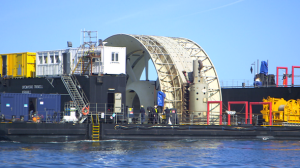 Hydrolienne OpenHydro sur sa barge Triskell