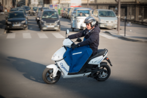 Un scooter électrique de Cityscoot. (crédit photo : cityscoot). 
