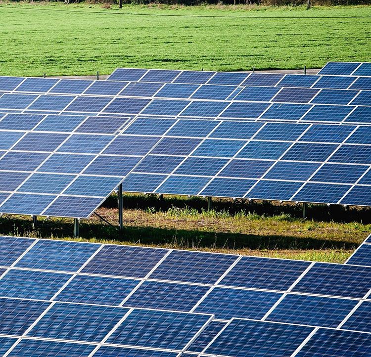 Une centrale solaire de Ténergie vend 100% de son électricité sur le marché