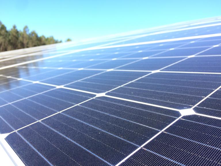 La CRE félicite la filière solaire pour les baisses de coûts