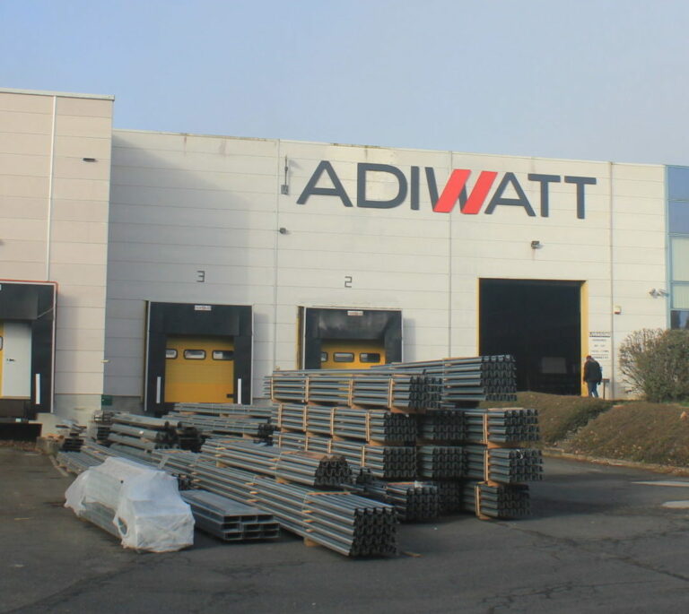 Caillau rachète AdiWatt pour se lancer dans le photovoltaïque