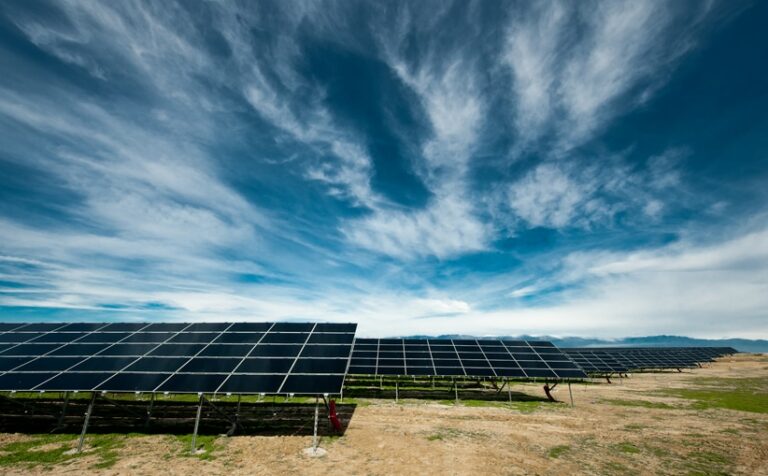 VSB Energies Nouvelles offensif dans le solaire, regarde le stockage
