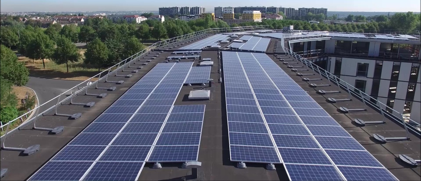 Centrale solaire photovoltaïque en toiture