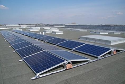Le spécialiste de l'autoconsommation photovoltaïque dans le résidentiel Mylight Systems se lance sur le marché des entreprises. 