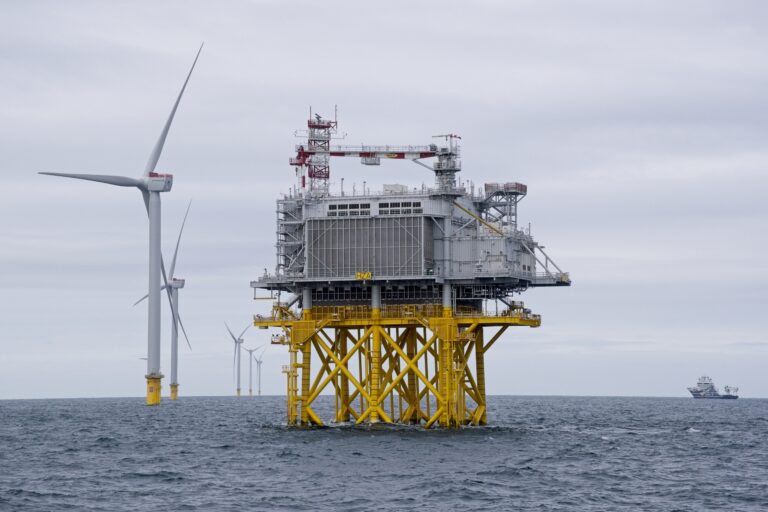 Eolien en mer : quand la CRE incitait à écarter EDF de l&rsquo;AO8