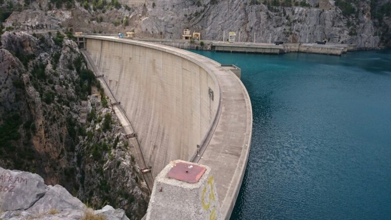 Alpiq et Vialis se positionnent pour reconstruire la Step Lac Blanc et Lac Noir
