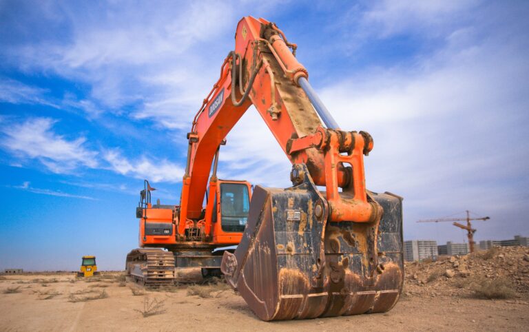 Coût et autonomie freinent l&rsquo;électrification des chantiers